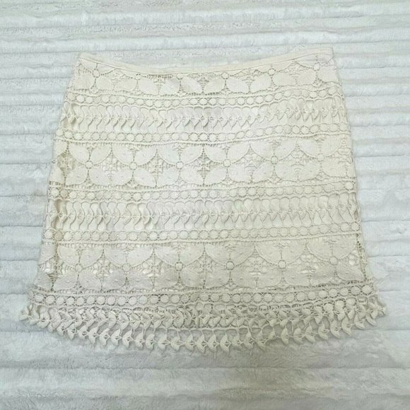 Fossil Cream Mini Skirt Floral Crochet Lace Overlay Zipper Size Medium M - Picture 1 of 3